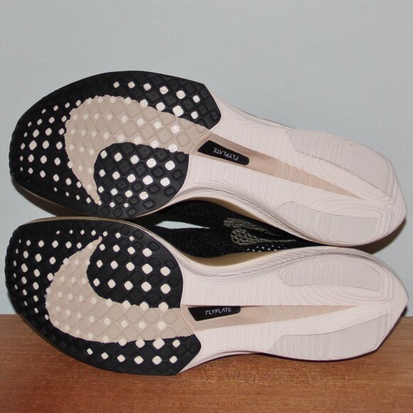 Nike ZoomX VaporFly Next% 3 Running Shoes Black Metallic Gold Men 7 7.5 9.5 - Picture 6 of 6